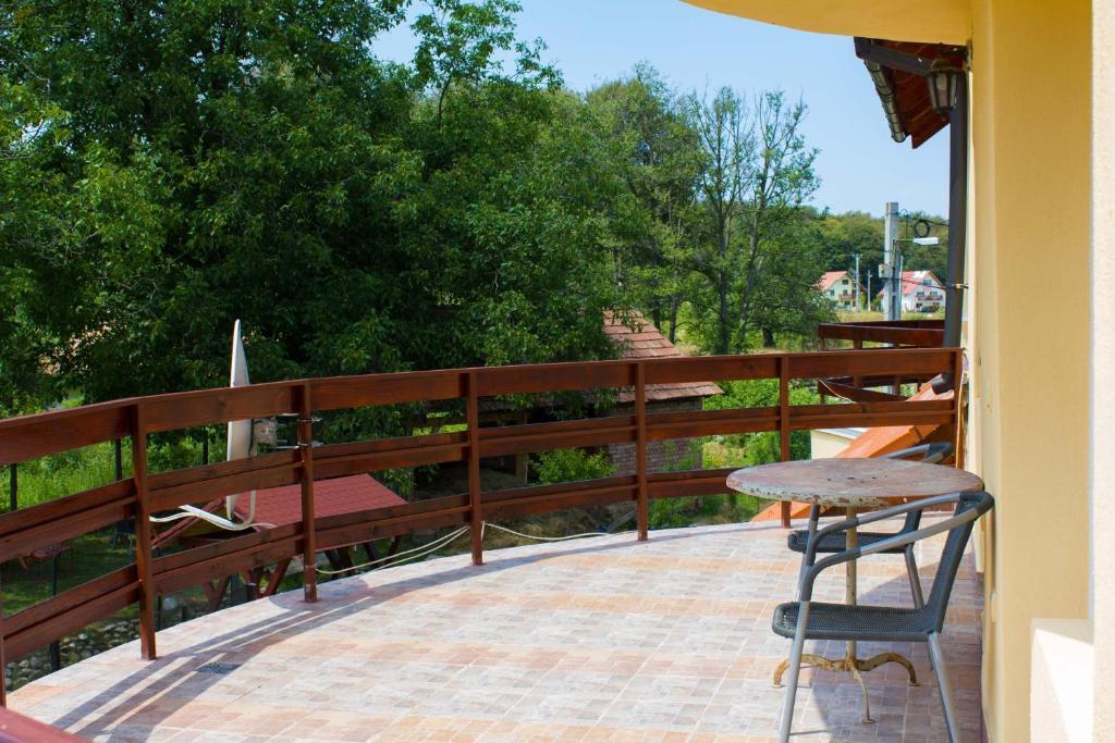 Pension Belmonte Simbata de Sus Exterior photo