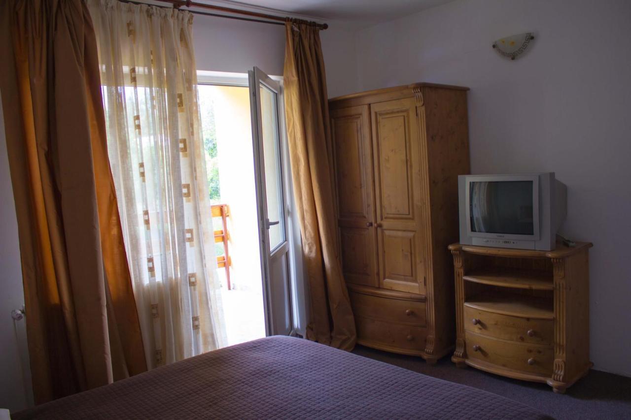 Pension Belmonte Simbata de Sus Room photo